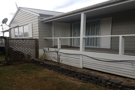 Photo of property in 26 Taioma Crescent, Te Atatu Peninsula, Auckland, 0610