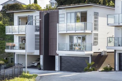 Photo of property in 8a Huka Road, Birkenhead, Auckland, 0626