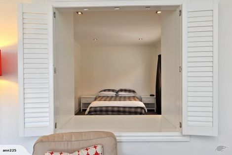 Photo of property in 2b Wilkinson Street, Oriental Bay, Wellington, 6011