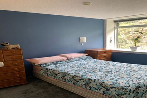 Photo of property in Jerningham Apartments, 20 Oriental Terrace, Oriental Bay, Wellington, 6011