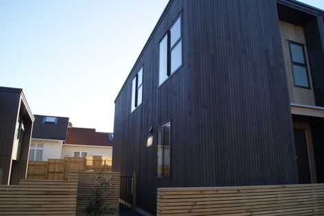 Photo of property in 20u7 Trent Street, Island Bay, Wellington, 6023