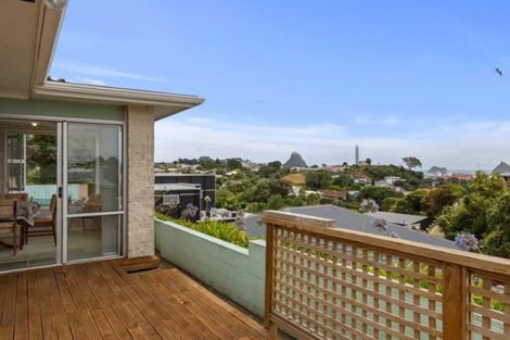 Photo of property in 10 Carver Place, Lynmouth, New Plymouth, 4310