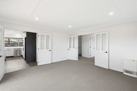 Photo of property in 4 Glen Loch Place, Paraparaumu, 5032