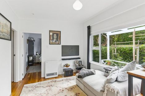 Photo of property in 1/52 Matatua Road, Raumati Beach, Paraparaumu, 5032