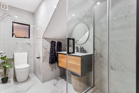 Photo of property in 4 Halyard Place, Te Atatu Peninsula, Auckland, 0610