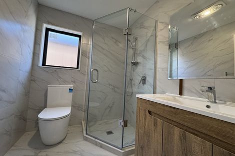 Photo of property in 12 Peara Place, Henderson, Auckland, 0610