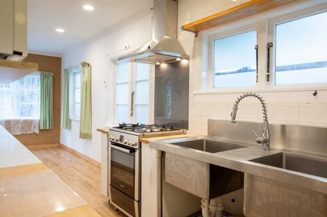 Photo of property in 21 Vogel Street, Woodville, 4920