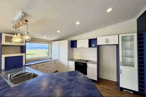 Photo of property in 50a Signal Street, Foxton Beach, Foxton, 4815