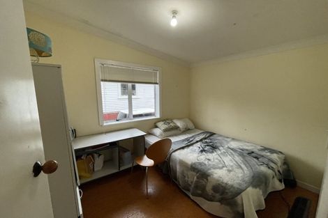 Photo of property in 35 Weymouth Street, New Plymouth, 4310