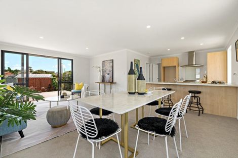 Photo of property in 85 Friedlanders Road, Manurewa, Auckland, 2102