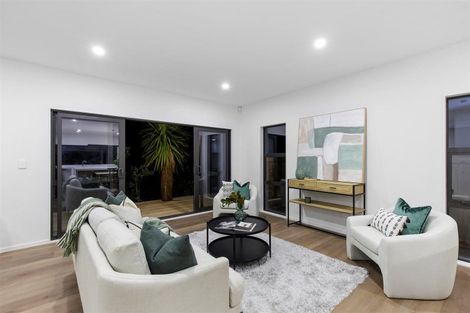 Photo of property in 5 Pihipihi Way, Crofton Downs, Wellington, 6035