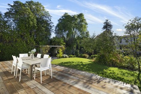 Photo of property in 15 Wairarapa Terrace, Merivale, Christchurch, 8014