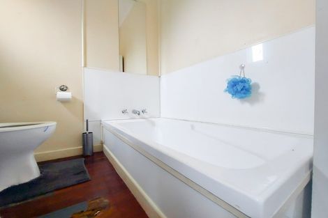 Photo of property in 214 Fox Street, Hamilton East, Hamilton, 3216