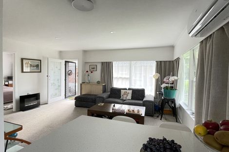 Photo of property in 42 Cheval Drive, Totara Vale, Auckland, 0629