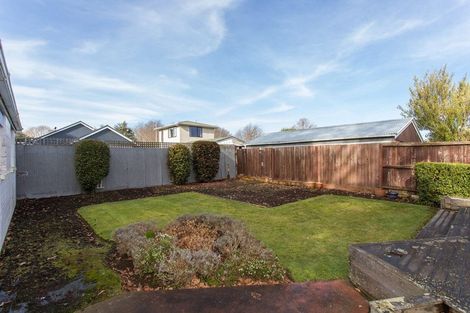 Photo of property in 6 Rathlin Street, Redwood, Christchurch, 8051