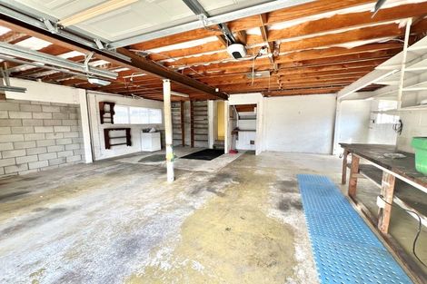 Photo of property in 36 Mcinnes Road, Weymouth, Auckland, 2103