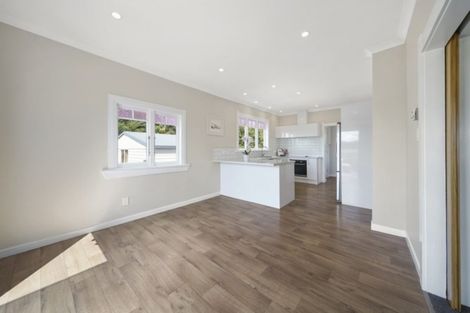 Photo of property in 121g George Street, Tuakau, 2121