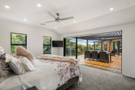 Photo of property in 32a Braemar Road, Castor Bay, Auckland, 0620