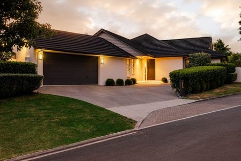 Photo of property in 10 Everleigh Court, Flagstaff, Hamilton, 3210