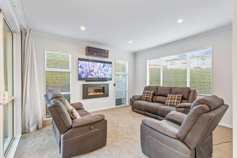 Photo of property in 12 Dinning Road, Riverhead, 0820