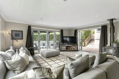 Photo of property in 168 Kittiwake Drive, Schnapper Rock, Auckland, 0632