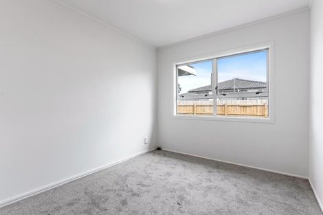 Photo of property in 32 Idlewild Avenue, Mangere, Auckland, 2022
