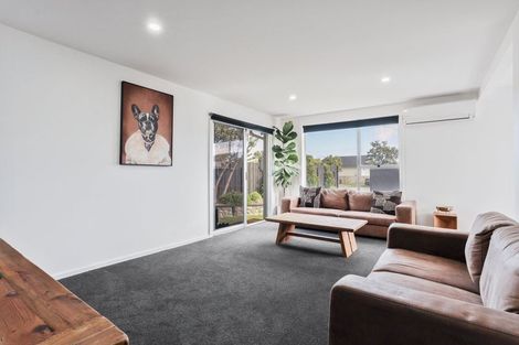 Photo of property in 28 Shetland Street, Woolston, Christchurch, 8062