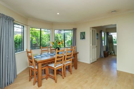 Photo of property in 5 Montrose Crescent, Huntington, Hamilton, 3210