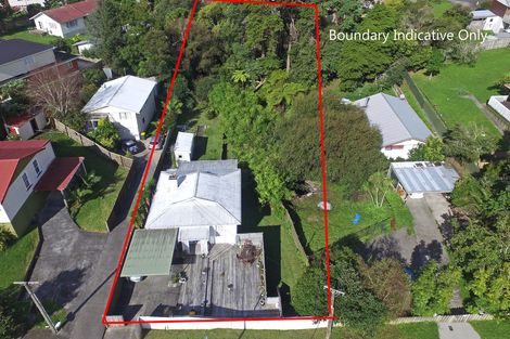 Photo of property in 38 Newington Road, Henderson, Auckland, 0612