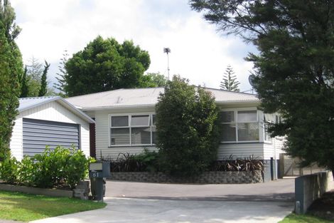 Photo of property in 61 Stottholm Road, Titirangi, Auckland, 0604