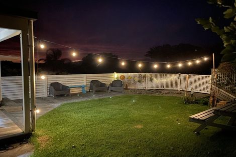 Photo of property in 18 Kohutuhutu Road, Raumati Beach, Paraparaumu, 5032