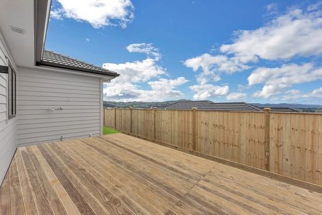 Photo of property in 9 Dolcetto Place, Pokeno, 2402
