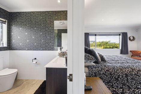 Photo of property in 281 Waihi Road, Hawera, 4673