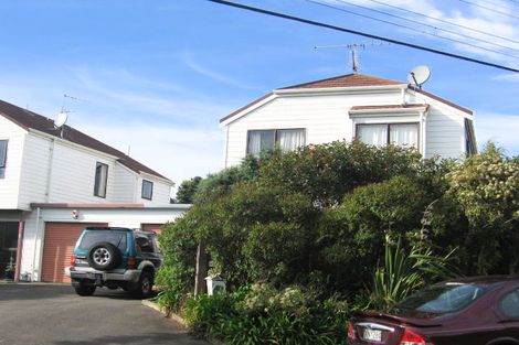 Photo of property in 49 Clifford Road, Johnsonville, Wellington, 6037