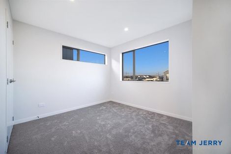 Photo of property in 125a Grove Road, Papakura, 2110