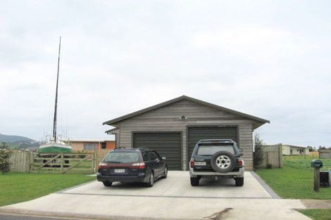 Photo of property in 18 Jacaranda Drive, Whitianga, 3510