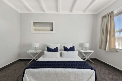 Photo of property in 1/705 Heretaunga Street East, Parkvale, Hastings, 4122