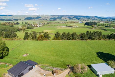 Photo of property in 232 Hendersons Line, Kelvin Grove, Palmerston North, 4470