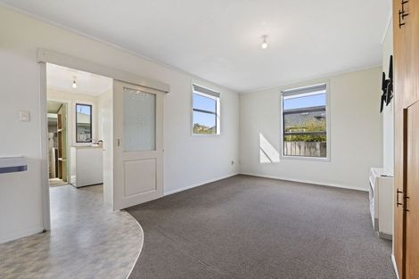 Photo of property in 3 Arawa Street, Welbourn, New Plymouth, 4312