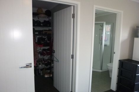Photo of property in 120 Matua Road, Huapai, Kumeu, 0810