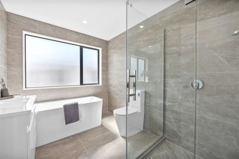 Photo of property in 36 Mcwhirters Farm Lane, Massey, Auckland, 0614