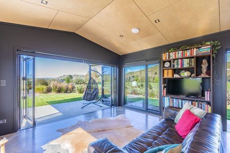 Photo of property in 40 River Road, Otane, Waipawa, 4271