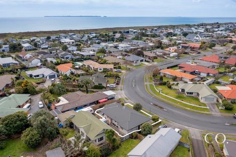 Photo of property in 62 Dalton Drive, Papamoa Beach, Papamoa, 3118