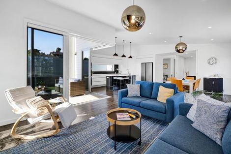 Photo of property in 54 Ainslee Street, Highlands Park, New Plymouth, 4312