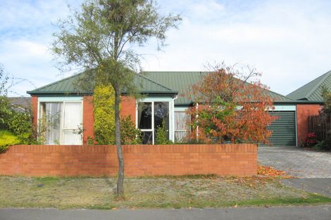 Photo of property in 2 Wynand Place, Sockburn, Christchurch, 8042