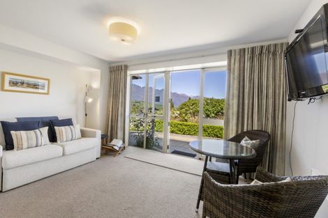 Photo of property in 54 Panorama Terrace, Queenstown, 9300