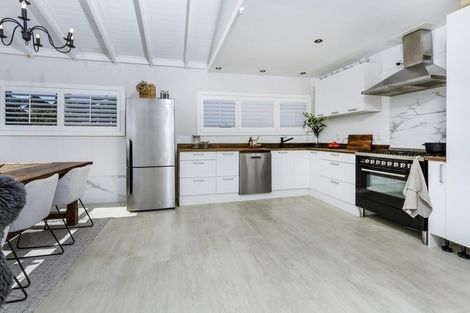 Photo of property in 1/34 Glamorgan Drive, Torbay, Auckland, 0630