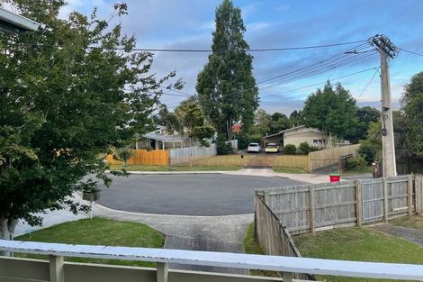 Photo of property in 13 Rickards Place, New Lynn, Auckland, 0600
