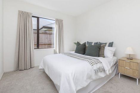 Photo of property in 32a Farquhars Road, Redwood, Christchurch, 8051