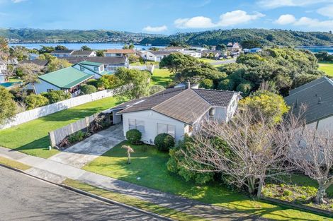Photo of property in 48 Tweed Road, Papakowhai, Porirua, 5024